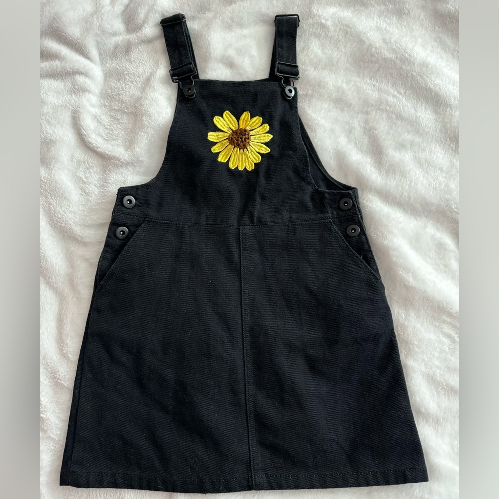 Forever 21 girls flower overall dress